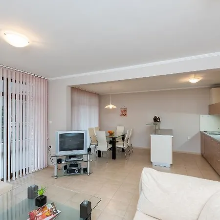 فندق D&s - Severina ساني بيتش