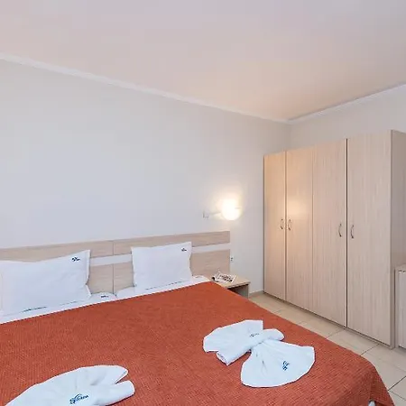 Hotel D&s - Severina Slantchev Briag